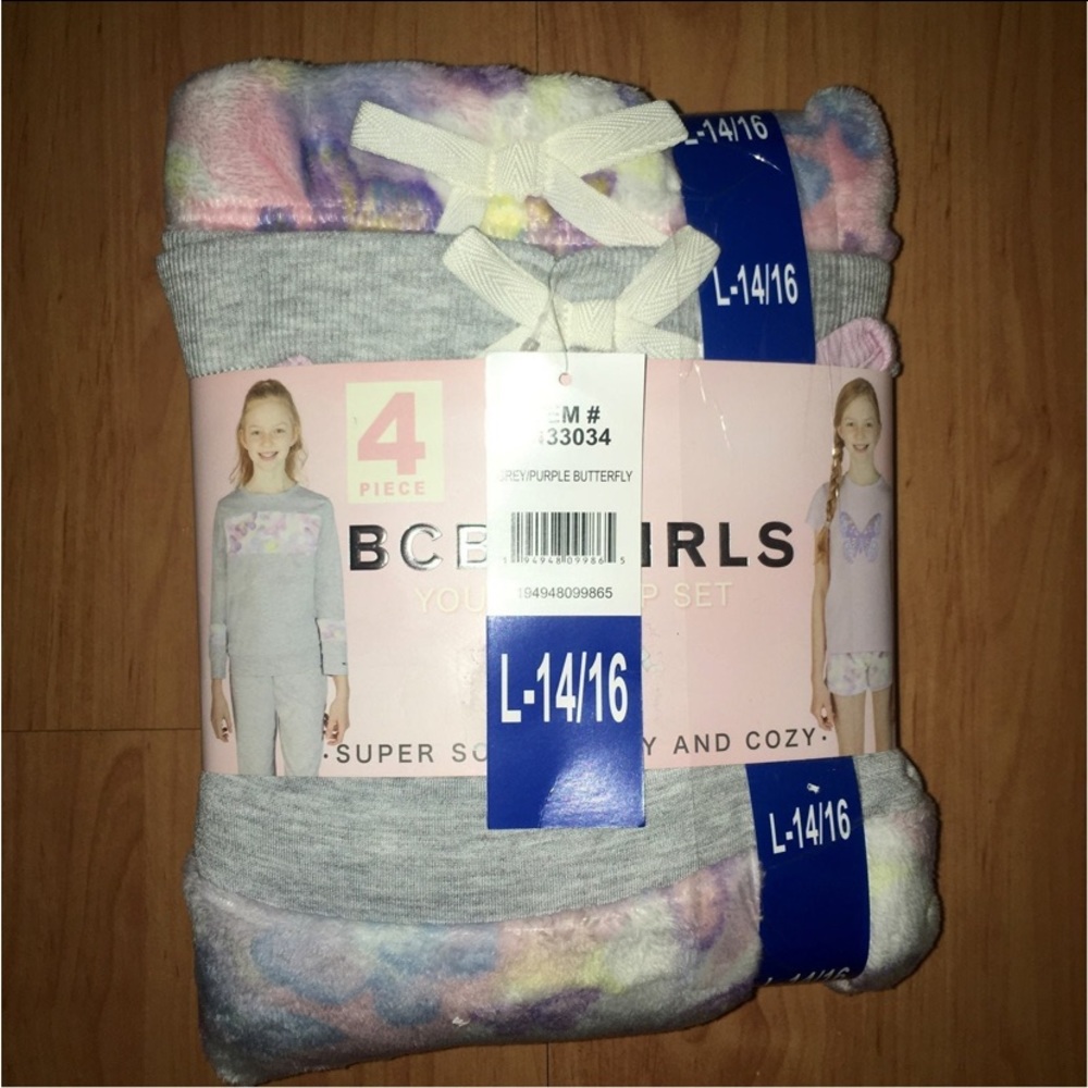 Girl's BCBGirls (L-14/16) Gray/Pink/Purple 4 Piece Butterfly Pajama Set. New.
